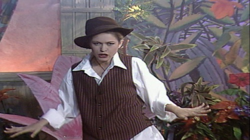 גינת-ההפתעות-עונה-1-פרק-1