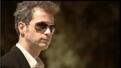 תיק-יהלום-עונה-1-פרק-1